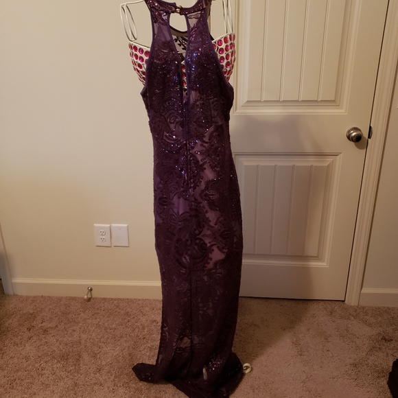 Elegant sequin Emerald Sundae  gown - Picture 3 of 8